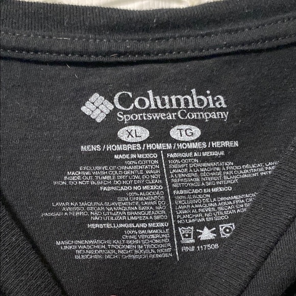 Columbia Black Yosemite Graphic T-Shirt - Picture 2 of 3